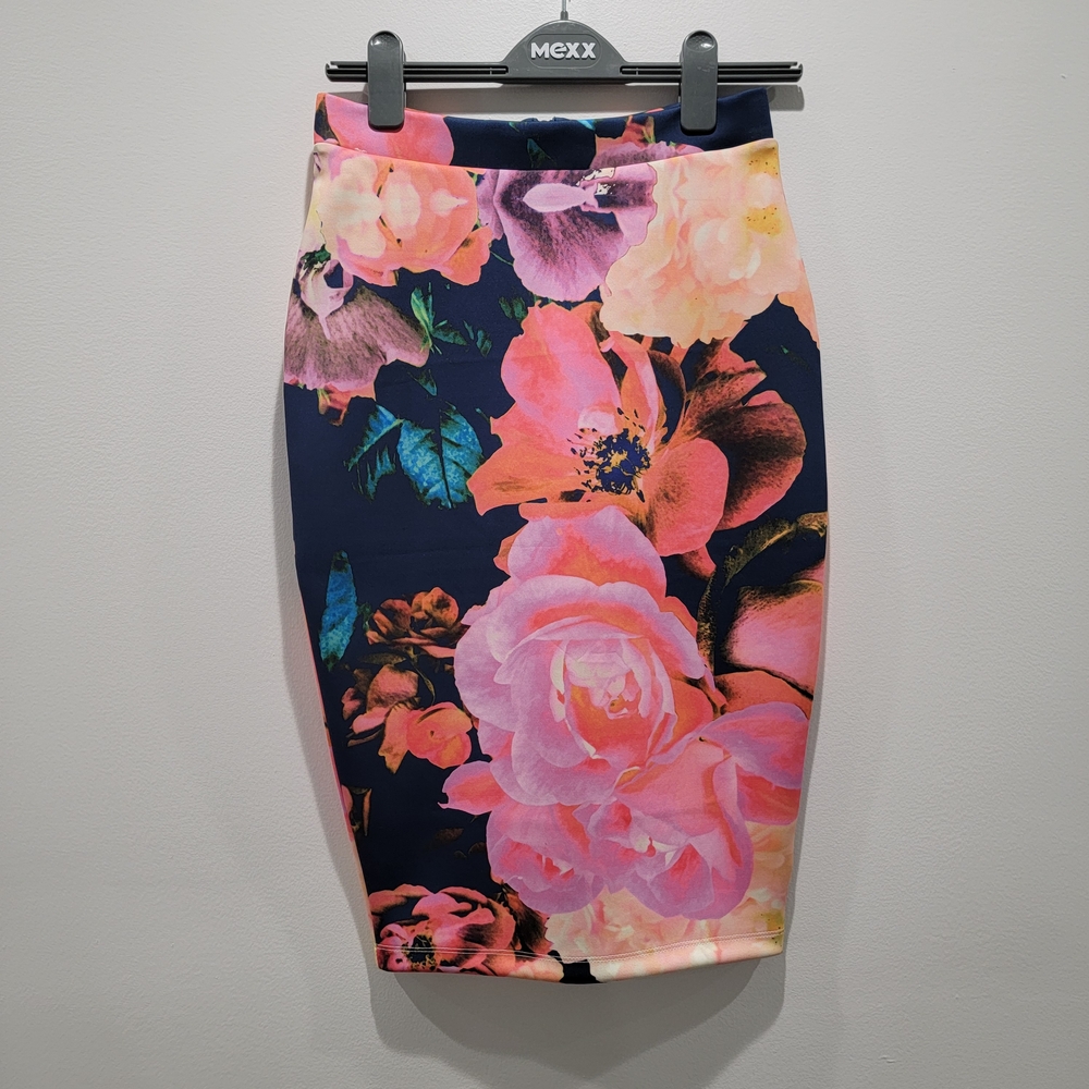 Portmans Floral Pencil Skirt - Pink and Navy Sz XS